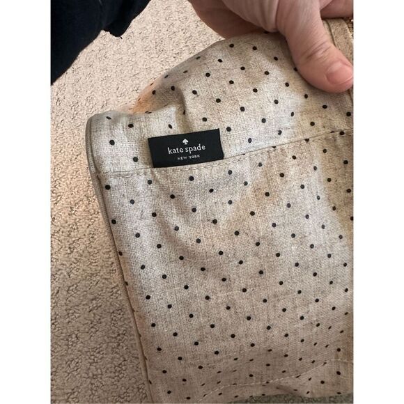 ⭐️3 for $10⭐️ Kate Spade out to lunch makeup bag - Picture 3 of 4
